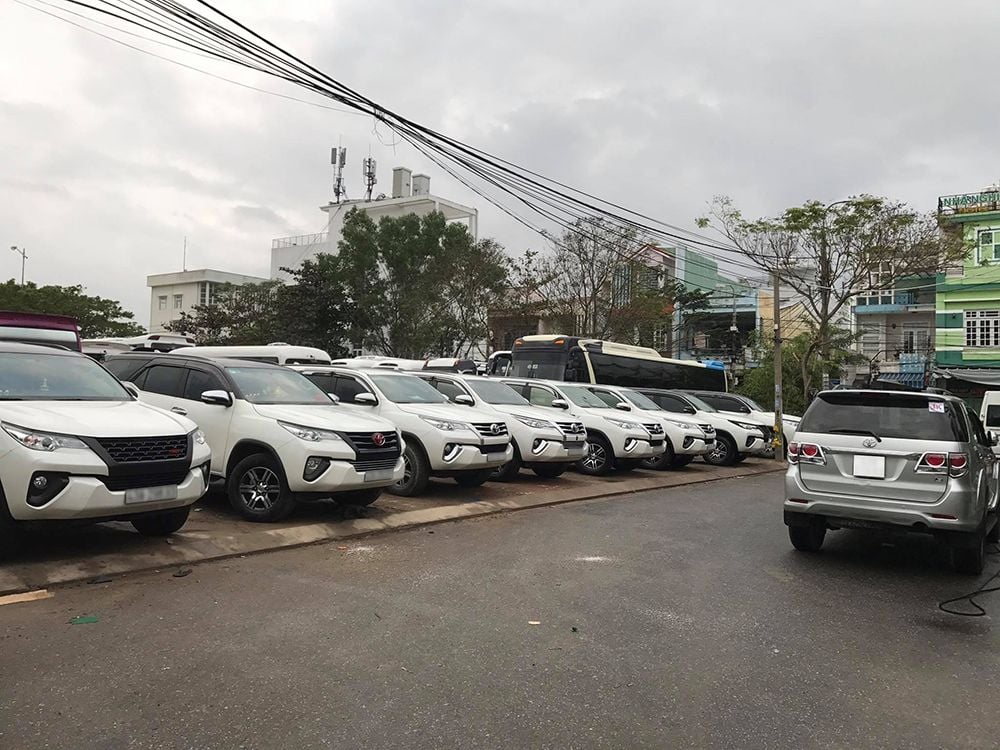 Công ty cho thuê xe tại Hà Nội uy tín